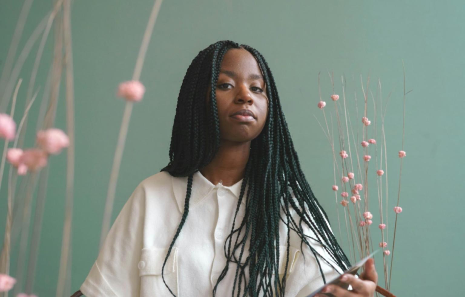 Студент практикує техніки гоління